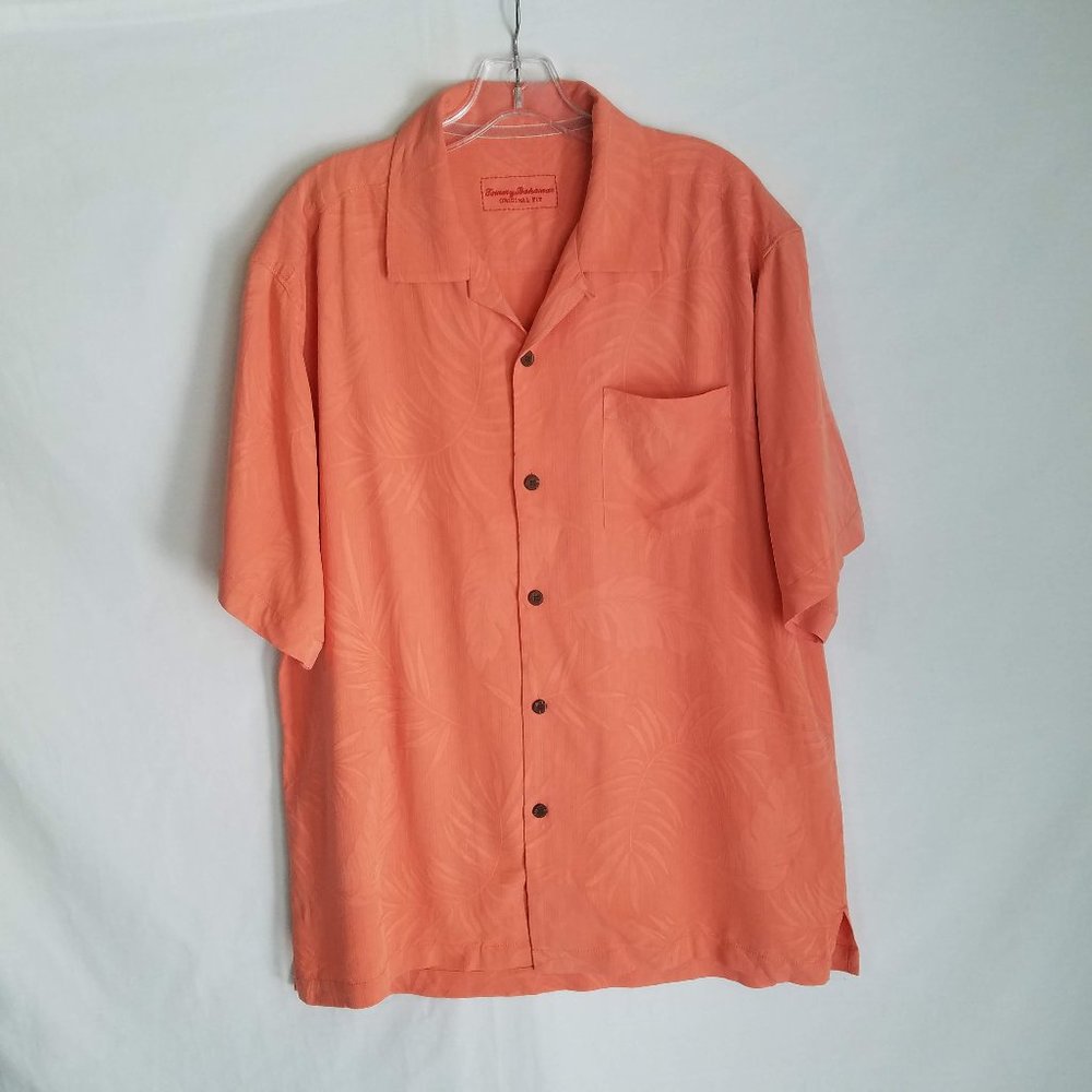 Tommy Bahama Salmon Silk Leaf Pattern Hawaiian Shirt Mens Size Medium